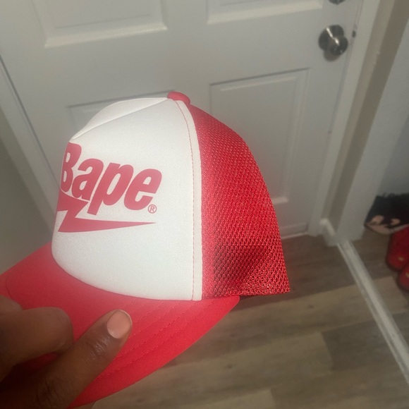 Bape Trucker Red - Picture 5 of 7